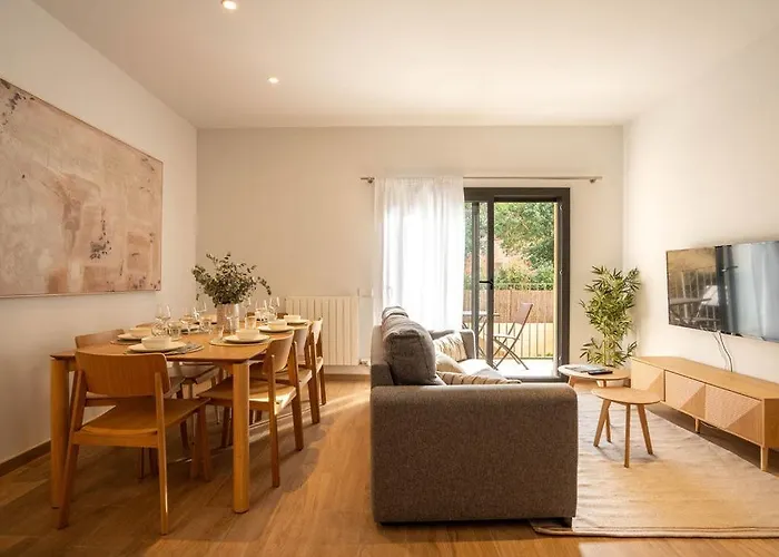 Stylish & Cozy 3-bedroom With Private Balcony Appartement Gerona